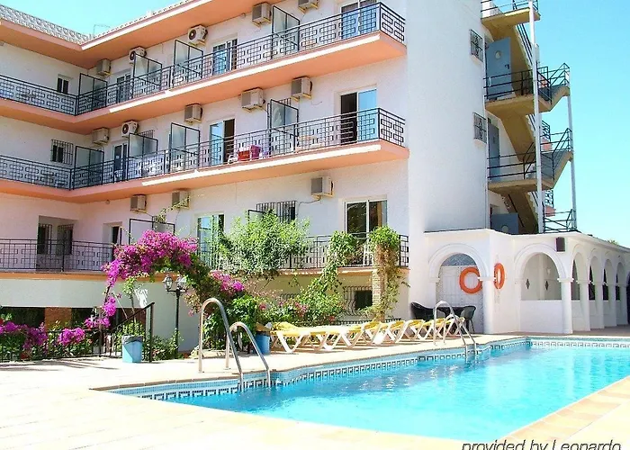 Carmen Teresa Hotel 3*