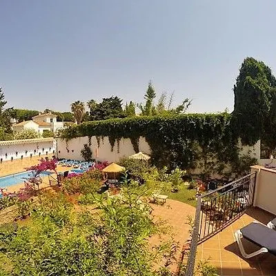 Hotel Carmen Teresa 3*