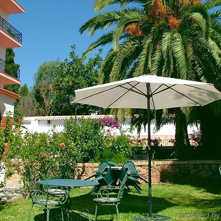 Carmen Teresa Hotel