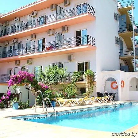 卡门特蕾莎酒店 酒店 3*