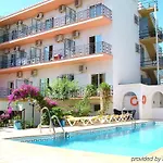 Carmen Teresa Otel 3*