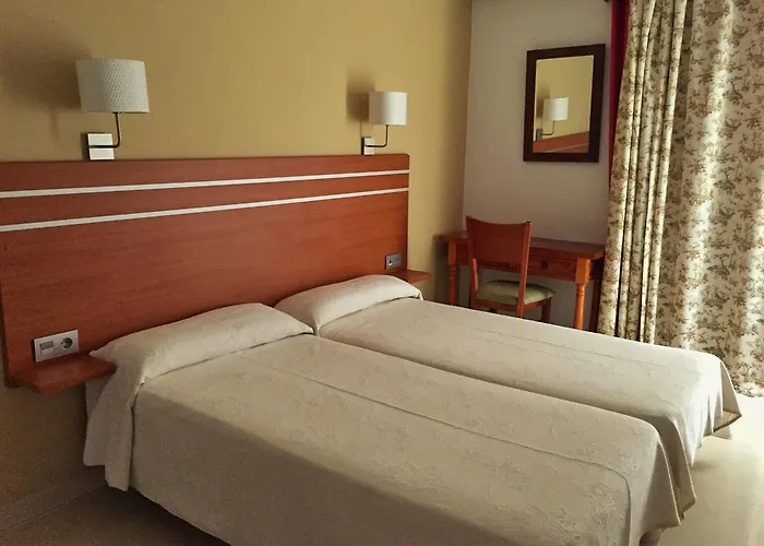 Hotel Carmen Teresa 3*